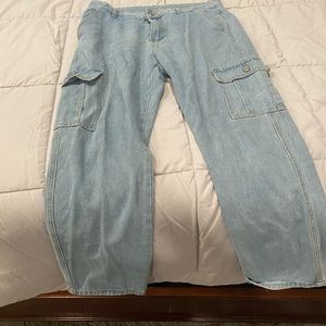 Washed blue Jean cargos